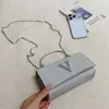 Otoño 2026 Nuevo Elegante Casual Chic Bolso Cuadrado Pequeño Versión Coreana Diseño de Nicho Bolso Cruzado con Cadena para Hombro