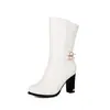 Botas de cavaleiro de cano médio em novo estilo com fivela de cinto, botas femininas europeias e americanas para primavera/outono, botas de salto alto robustas, tamanho 40-45, tamanho grande, botas de exportação