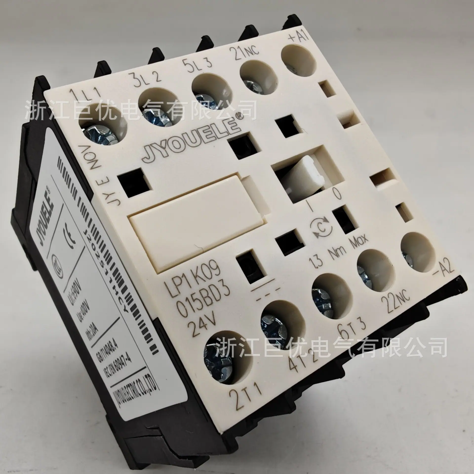 LP1K09015BD3.jpg