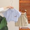 Roupas infantis verão faixa vertical camisa de gola vertical infantil roupas roupas infantis verão 2025 novo conjunto de duas peças de manga curta lote