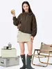 Chaqueta softshell a prueba de viento, mismo estilo que la chaqueta a prueba de viento, nueva chaqueta deportiva casual corta con capucha a prueba de viento e impermeable Otoño/Invierno