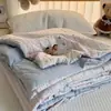 2026 Nuevo Estilo Sencillo Hilo Esponjoso de Dibujos Animados Colcha Individual de Verano Colcha de Aire Acondicionado para Dormitorio de Estudiante Lavable a Máquina Colcha Delgada de Verano