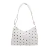 La popular bolsa de mano para dumplings de estilo fresco de este año para mujer, nuevo modelo de otoño 2026, elegante bolso de hombro con lazo, bolso de moda para el antebrazo