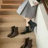 Botines de punta para mujer, nueva colección otoño/invierno 2026, botines cortos de tacón grueso, diseño ajustado, versátiles, con cremallera trasera, botines de moda