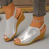 Sandalias de cuña transfronterizas europeas y americanas talla grande, colección otoño 2026, sandalias romanas de suela gruesa con punta de pez al por mayor para mujer