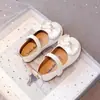 Zapatos de Cuero para Niñas Zapatos de Princesa Suela Suave Primavera Otoño Zapatos de Una Sola Temporada 2024 Nuevo Otoño Invierno Lazo de Perla Zapatos Pequeños de Cuero para Niños