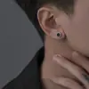 Brincos de Pedra de Areia Roxa Ônix Preto para Homens e Mulheres Brincos de Casal Único Ruffian Lindo Novo Tendência Masculino Simples Nicho Brincos de Alta Qualidade