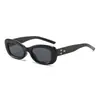 Gafas de Sol Pequeñas Cuadradas Estilo Ojo de Gato con Diseño de Cielo Estrellado Retro Europeo y Americano para Hombres, Moda de Alta Gama, Estilo para Viajes, Gafas de Sol Versátiles para Mujeres, Modernas