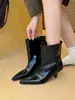 ¡Estilo de alta gama! Botines bajos de cuero suave de punta fina en color negro, nueva colección otoño/invierno, botas de caña ancha para mujer
