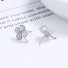 Pendientes de trébol de cuatro hojas de la suerte de plata de ley 925 para mujer, estilo nuevo, estilo sencillo, combina con todo, elegantes, para verano de 2022.