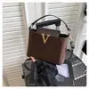 Bolsa de Ombro Transversal Fashionável Estilo Coreano Grande Capacidade Estampa de Leopardo 2025 Nova Simples e Elegante com Letras para Mulheres