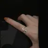 Anillo Azul Claro para Mujer, Exquisito y Elegante, Lujo Ligero, Versátil, Moderno, Creativo, Dulce, Anillo Abierto, Anillo de Índice de Nicho
