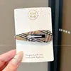 Presilha de Cabelo de Alto Padrão Coreana para Mulheres Presilha de Lã Estilo Retrô Outono Inverno Presilha para Franja Presilha Fofa de Coração Acessórios de Cabelo Adorno de Cabeça
