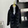 Novo Cachecol de Pelo Sintético de Raposa com Fecho Magnético, Xale Versátil com PomPom de Pelo para Outono e Inverno, Cachecol Longo de Pelúcia Dupla Face