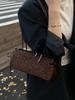 2025 Nova Bolsa Feminina Retro Outono e Inverno Estilo Tendência Cool Versátil para o Dia a Dia Bolsa Tote de Grande Capacidade Ombro Único Transversal Bolsa Grande