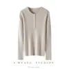 26 Suéter nuevo de cachemira de color liso para mujer, cuello redondo, tejido estilo Henley, corte ajustado, suéter cálido para usar en capas en otoño e invierno