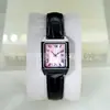 Ventas Directas de Fábrica, Personalización en Lotes Pequeños, Elegante Esfera Pequeña, Estilo de Nicho, Reloj de Correa de Cuero de Alta Gama, Reloj de Cuarzo para Mujer