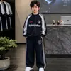 Conjunto deportivo para niños, colección de otoño 2026, nuevo y elegante top de manga larga para niños mayores, ropa de otoño para niños