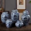 Jingdezhen Antiguo chino azul y blanco porcelana hecha a mano palabra feliz tanque de almacenamiento sala de estar estante antiguo adornos tetera venta al por mayor
