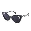 Nuevas gafas de sol ojo de gato de moda europea y americana en línea rojas Moda Street shooting ins gafas de sol retro para mujer 97058