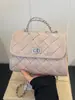 Bolso de mujer transfronterizo 2026 primavera-verano nuevo estilo bolso de mano pequeño inspirado en Chanel, moderno bolso de hombro y bandolera con cadena acolchada