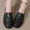 Sapatos Femininos de Salto Baixo Estilo Novo com Solas Macias, Sapatos Casuais de Couro Confortáveis para Calçar Facilmente para Mães, Antiderrapantes, Leves, Sapatos para o Dia a Dia para Pessoas de Meia-Idade e Idosos