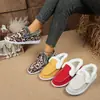Nuevos Zapatos Peludos de Suela Plana para Exteriores, Casuales, Cómodos, Estilo Europeo y Americano, Talla Grande para Mujer, Otoño 2026