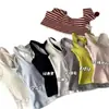 5561 Nuevo Estilo Primavera/Verano Top sin Espalda de Tirantes para Mujer con Almohadillas de Sujetador Integradas, Versátil para Usar en Capas o Solo, Top Corto