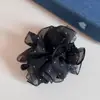 Grampo Banana Plissado em Rede com Strass Estilo Coreano para Mulheres, Presilha Vertical para Rabo de Cavalo Alto, Acessório de Cabelo Flor Botão Completa