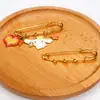 Estilo de Broche Personalizado, Accesorios Requeridos, Imágenes, Pines de Servicio al Cliente