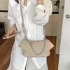 Bolso de Hombro Versátil de Gran Capacidad Verano 2026, Bolso Cruzado Tipo Pan Suave, Bolso para Axila para Viajes Diarios, Bolso Nuevo Sencillo con Cadena para Mujer