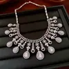 Aretes Colgantes de Zirconia Francesa Forma de Gota Collar Estilo Palacio Lujo Ligero Temperamento Cadena para Clavícula Set de Joyería de Moda Versátil