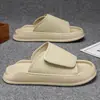 Nuevos Zapatos de Verano 2026 para Hombre Estilo Birkenstock para Uso Diario en Interiores y Exteriores, con Correas de Velcro, Zapatos Casuales Versátiles Amigables para Invitados