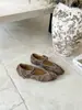 Zapatos de mujer de punta redonda con estampado de leopardo y una sola tira, corte bajo, nuevo estilo coreano 2026, bailarinas de nicho para mujer