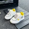 Zapatos para Niñas 2025 Nuevos Zapatos Deportivos Infantiles de Primavera y Otoño Tenis de Princesa de Cuero para Niños Mayores Transpirables con Diseño de Dibujos Animados