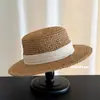 Sombrero de Paja Retro Británico de Ala Plana Estilo Casual Perezoso para Mujer, Sombrero de Sol Versátil para Protección Solar de Verano