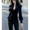 Camisa de Terciopelo Azul para Mujer, Gama Alta, Lujo Ligero, Rejuvenecedora, Elegante, Única, Hermosa, Lujo Francés, Top de Gama Alta para Principios de Primavera