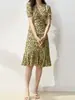 ShengduDesconto por tempo limitado Doce vestido midi com estampa floral pequena, estilo francês suave, cintura franzida, corte justo