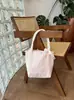 Nova Bolsa de Lona Estampada com Bolinhas Fofas 2026 para Mulheres, Contraste de Cores Frescas Grande Capacidade Bolsa de Mão para Estudantes e Deslocamento