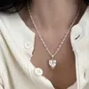Colar com Pingente de Coração Minimalista para Mulheres, Corrente de Clavícula Geométrica Oca Versátil da Moda, Corrente Tendência para Suéter