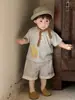Conjunto Bebê e Criança Pequena 2026 Verão Novo Estilo Macacão Curto para Meninos Conjunto de Duas Peças Blusa Fina com Desenho