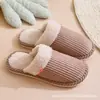 Pantuflas de Algodón con Felpa para Otoño e Invierno para Mujer, Zapatos de Algodón Cálidos de Felpa Suave con Suela Gruesa Antideslizante para Interior del Hogar para Hombre