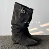 Botas western cowboy pontudas com fivela retrô para mulheres, novas botas longas empilhadas outono 2026 para afinar pernas largas