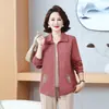 Chaqueta bordada de otoño y primavera para mamá, top corto elegante de talla grande para mujer, chaqueta holgada nueva 2026 para mujeres de mediana edad y mayores