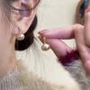 Brincos Simples de Pérolas Cor Champanhe Nicho Luxo Acessível Versátil Brincos de Alta Qualidade Novo Estilo Quente 2023 para Mulheres