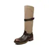 Botas de montaria femininas bicolores, botas longas de cano alto desgastadas, novo estilo outono e inverno, couro genuíno, bico redondo, tira com fivela, salto médio, botas de calçar até o joelho