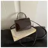 Bolso de hombro de moda para mujer, bolso cruzado fresco y simple, bolso cuadrado pequeño, nuevo modelo de verano 2026, color liso, bolso de mano único para mujer