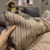 Juego de Ropa de Cama de Algodón Lavado Rayado de Lujo Ligero de Cuatro Piezas Juego de Cama de Gasa de Doble Capa Funda Nórdica Sensación de Alta Gama Juego de Cama Individual de Tres Piezas Sábana Ajustable