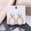 Aretes de círculo de perlas vintage de alta calidad estilo francés aretes Corea del Sur elegantes geométricos óvalo diamante aguja de plata