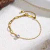 Pulseira de Aço Inoxidável Versátil Nova, Não Desbota, Vendida Quente na Europa e América, Pulseira de Moda Tendência Estilo Ins para Mulheres